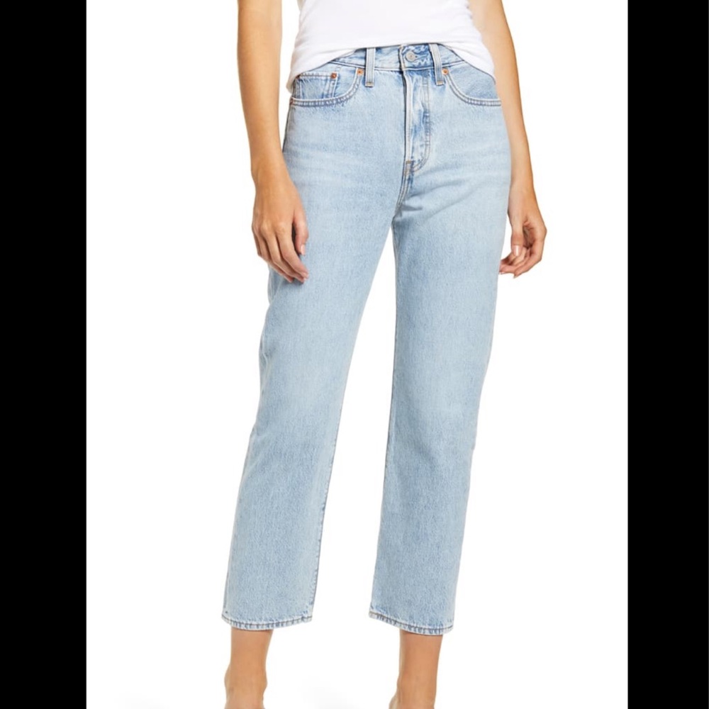 Levi’s Wedgie Straight Jean
